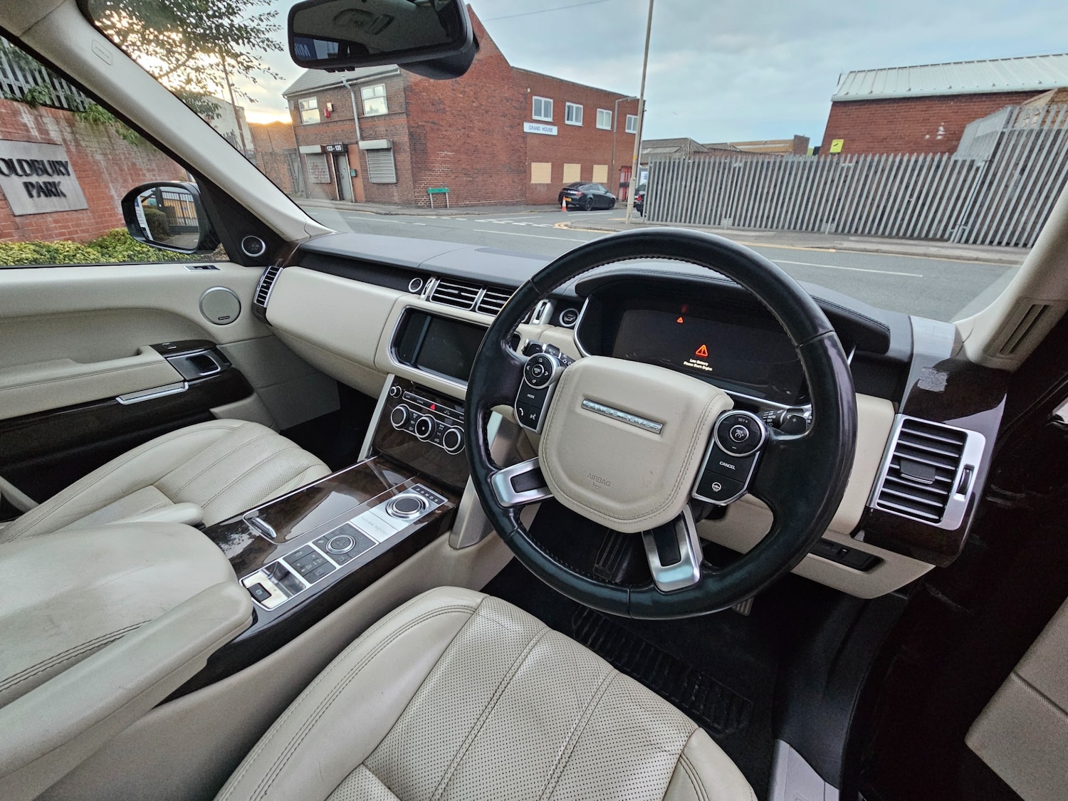 Used Land Rover Range Rover 2015 for sale - 76134347: Photo 15