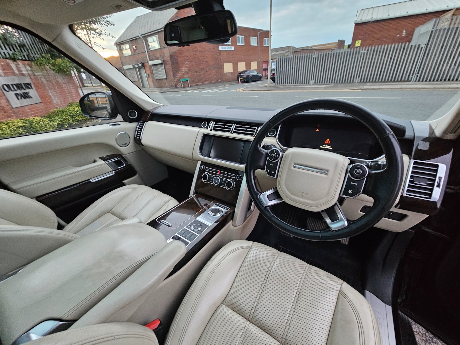 Used Land Rover Range Rover 2015 for sale - 76134347: Photo 16