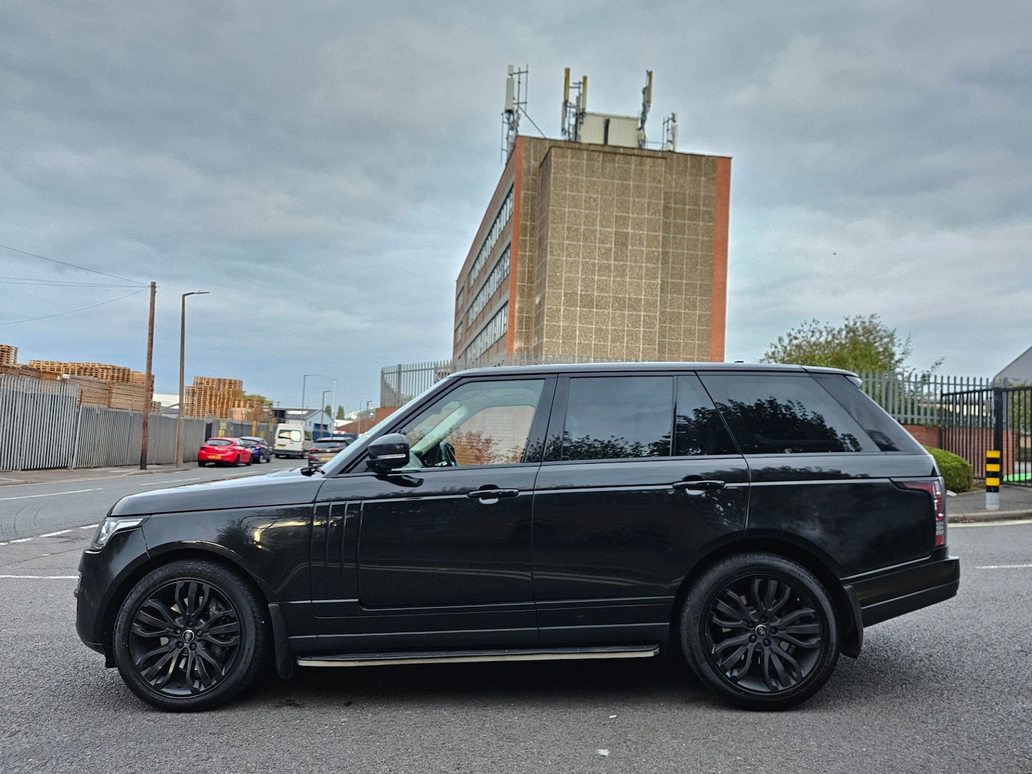 Used Land Rover Range Rover 2015 for sale - 76134347: Photo 8