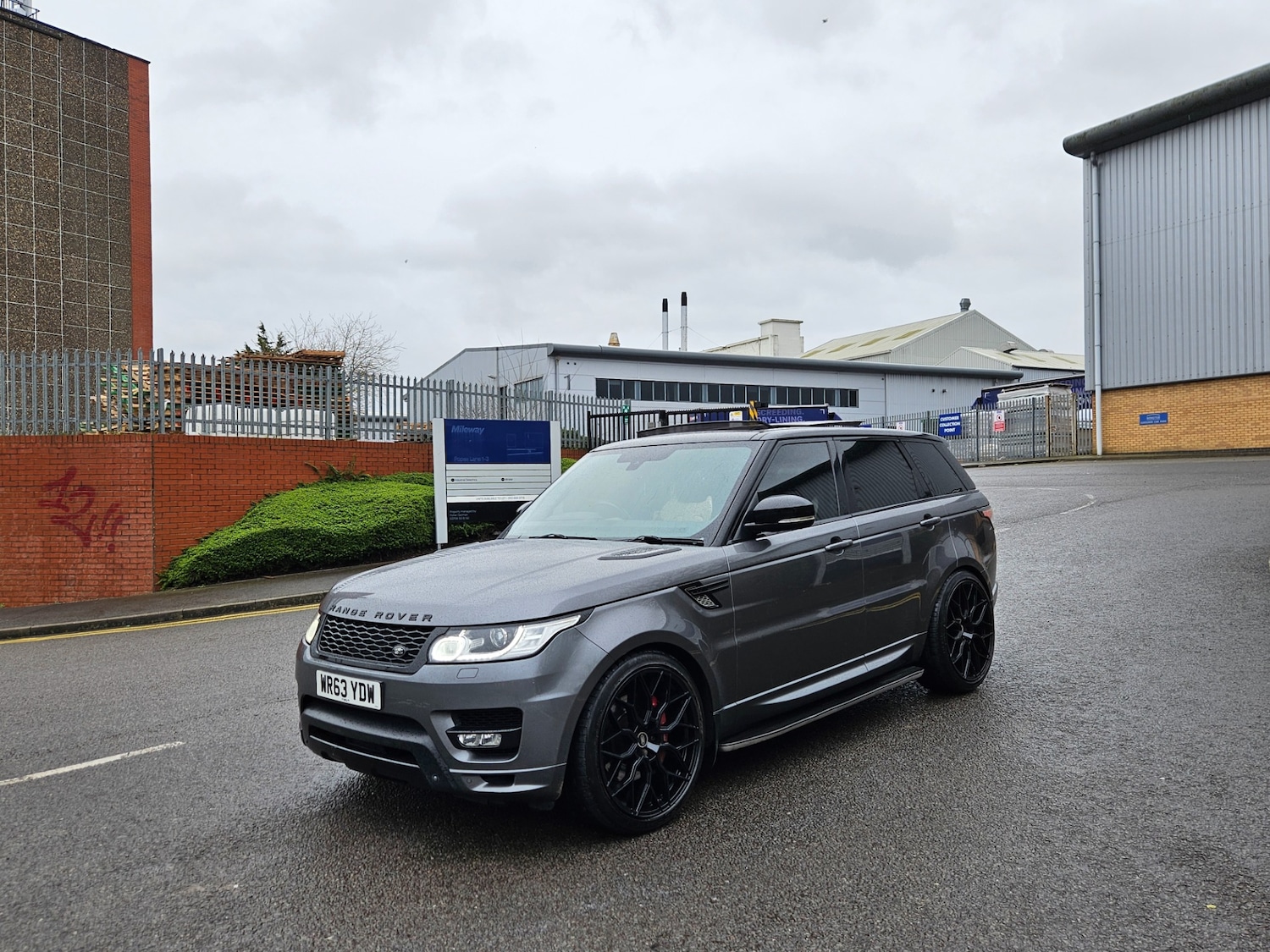 Used Land Rover Range Rover Sport 2013 for sale - 77687775: Photo 10