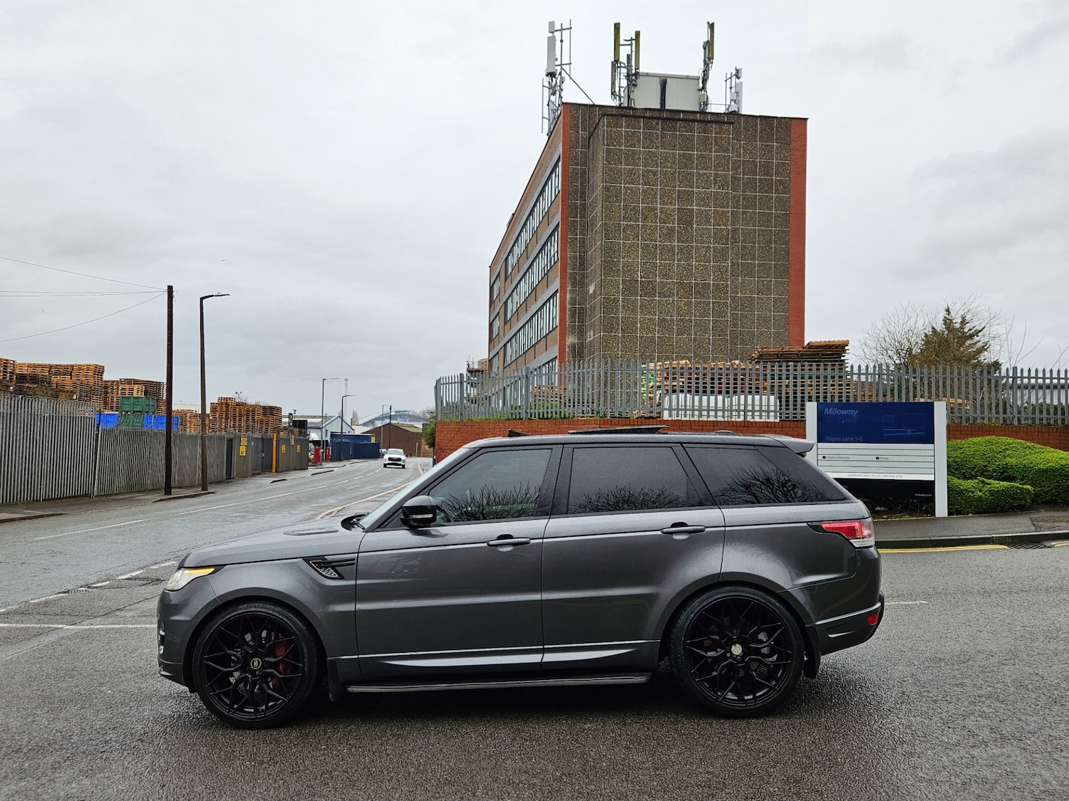 Used Land Rover Range Rover Sport 2013 for sale - 77687775: Photo 8