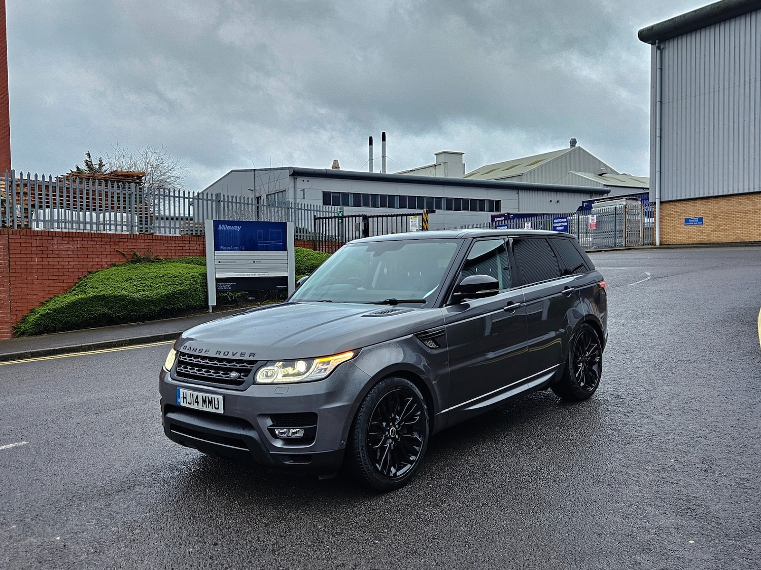 Used Land Rover Range Rover Sport 2014 for sale - 77687824: Photo 10