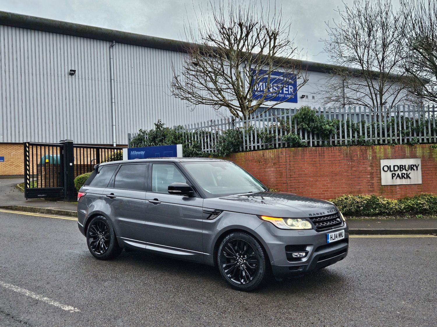 Used Land Rover Range Rover Sport 2014 for sale - 77687824: Photo 3