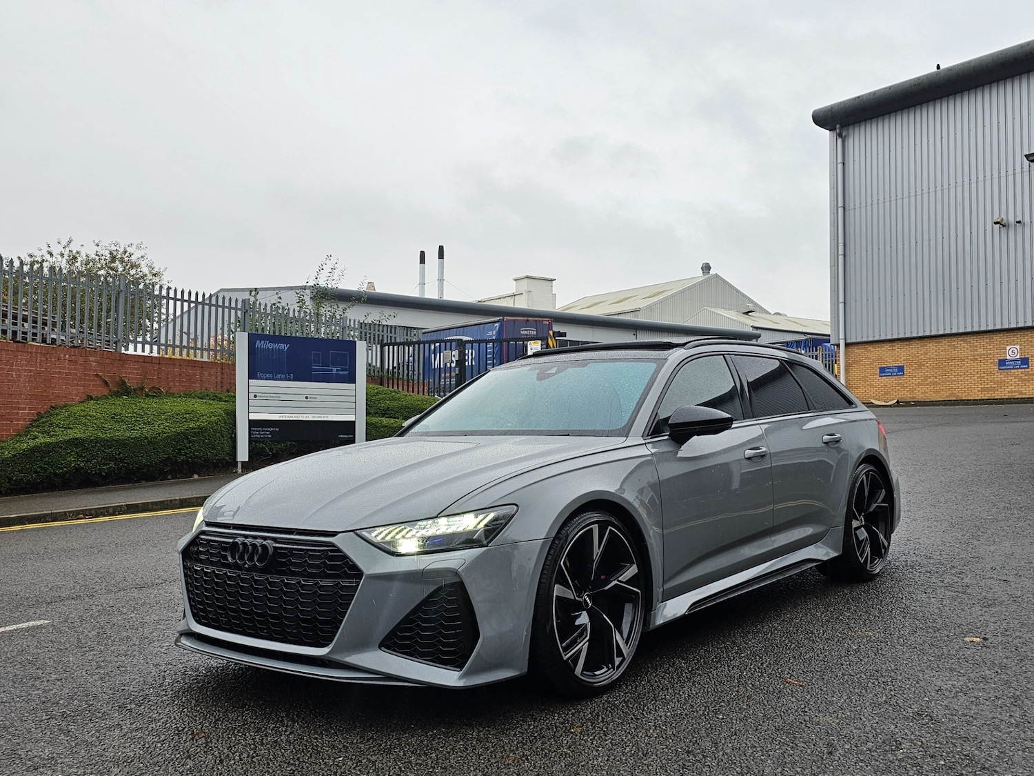 Used Audi RS6 2020 for sale - 76468834: Photo 16