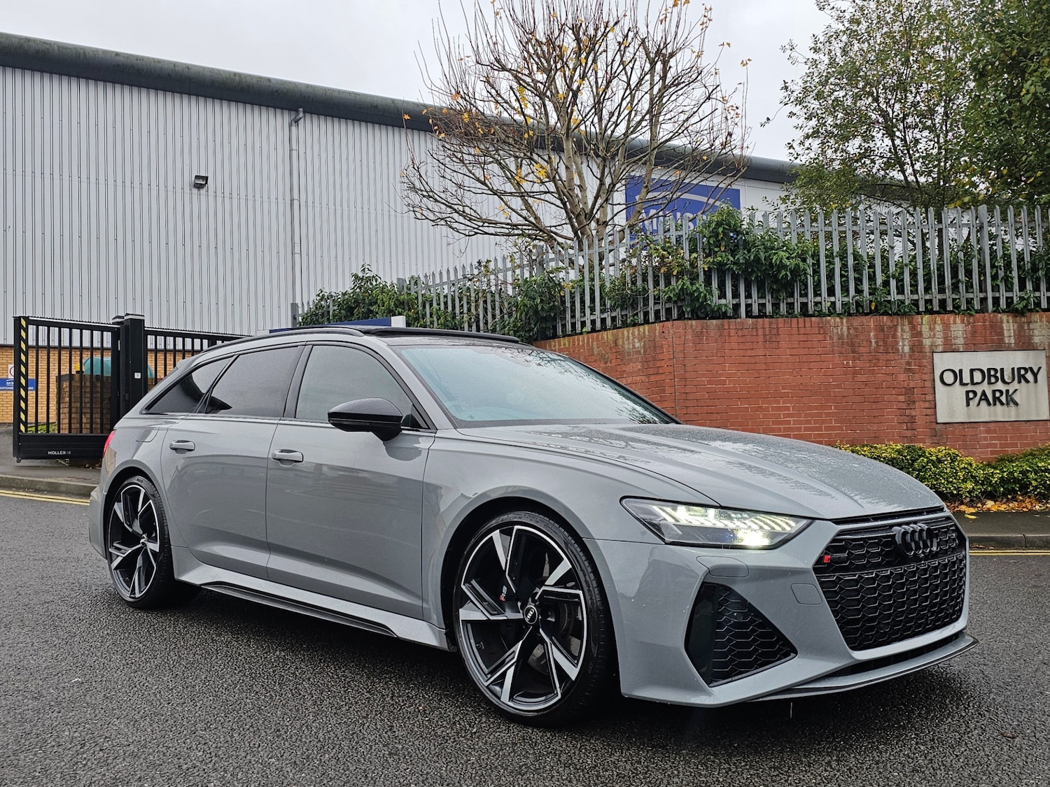 Used Audi RS6 2020 for sale - 76468834: Photo 2