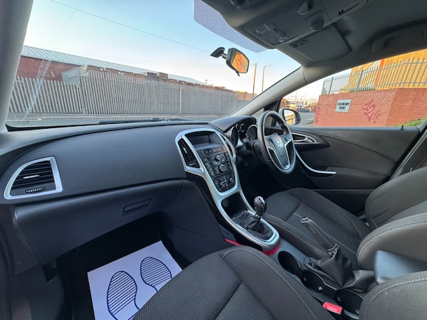 Used Vauxhall Astra 2014 for sale - 76070663: Photo 13