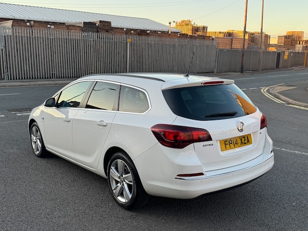 Used Vauxhall Astra 2014 for sale - 76070663: Photo 8