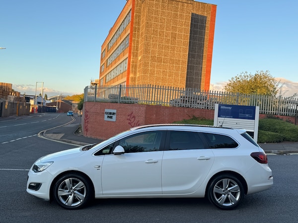 Used Vauxhall Astra 2014 for sale - 76070663: Photo 9