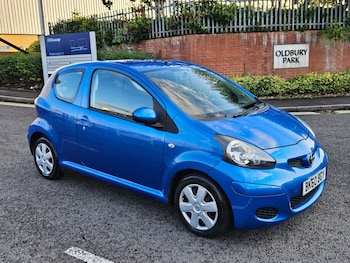 Used Toyota AYGO 2010 for sale - 75810351: Photo