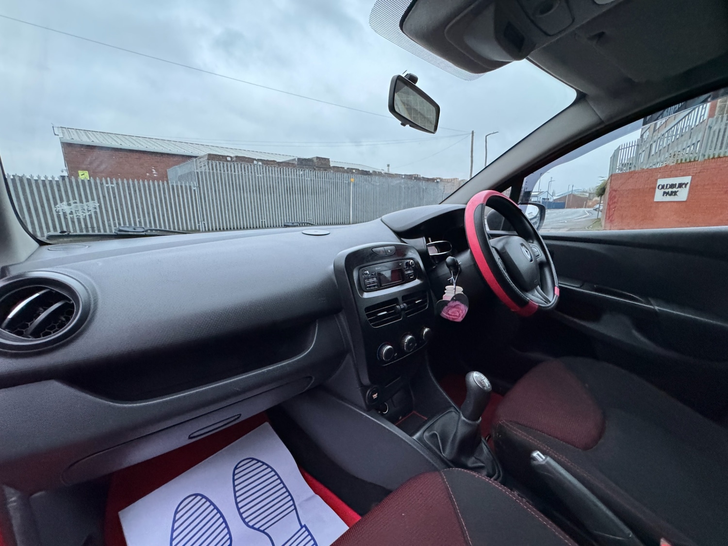 Used Renault Clio 2015 for sale - 77052622: Photo 13