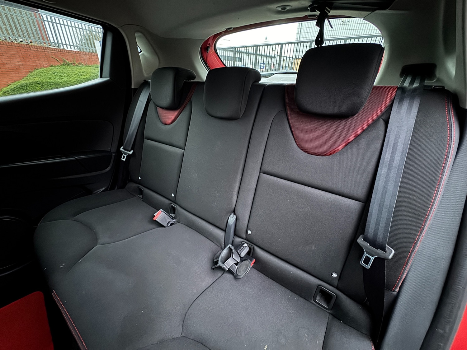 Used Renault Clio 2015 for sale - 77052622: Photo 17