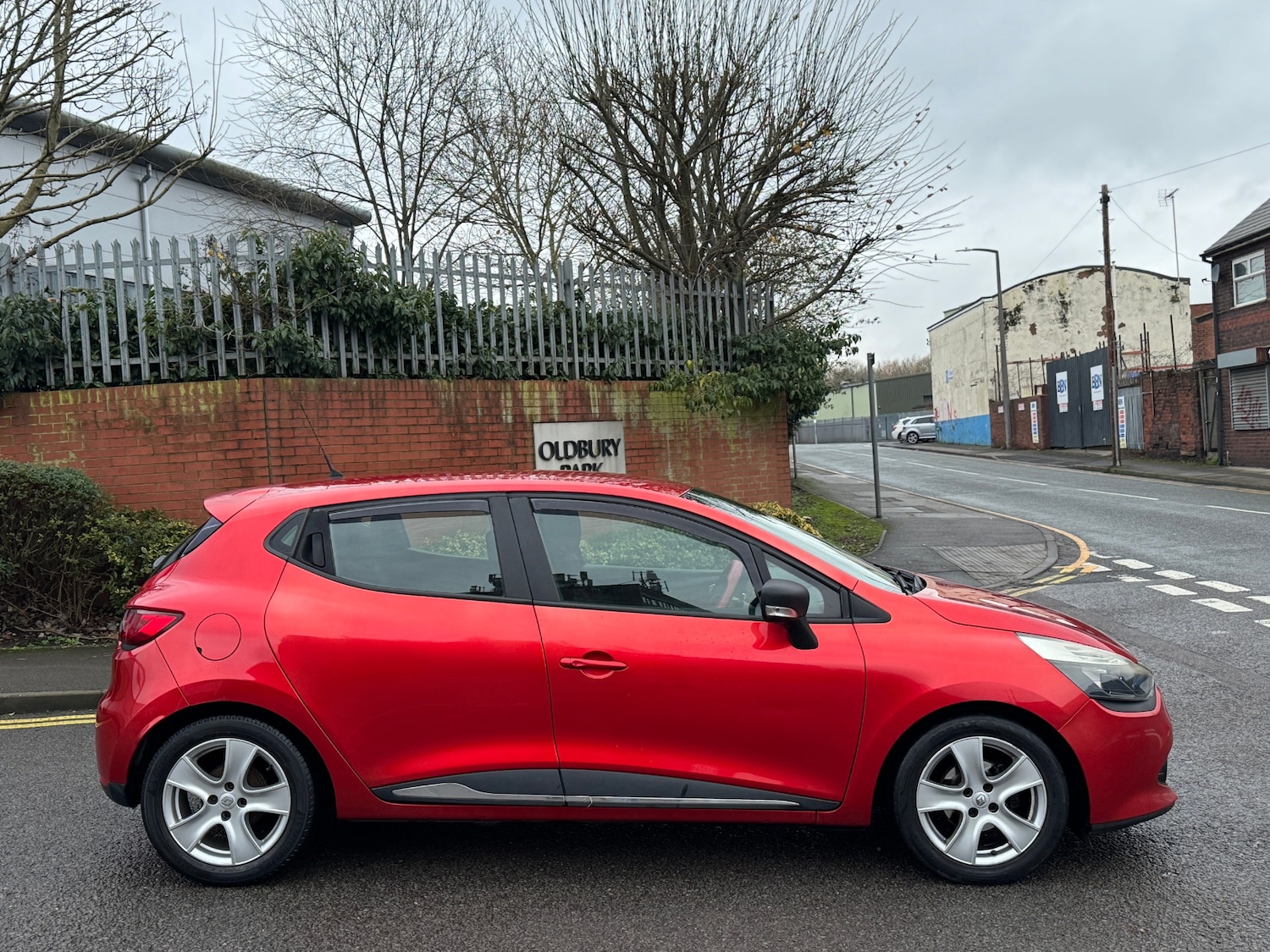 Used Renault Clio 2015 for sale - 77052622: Photo 5