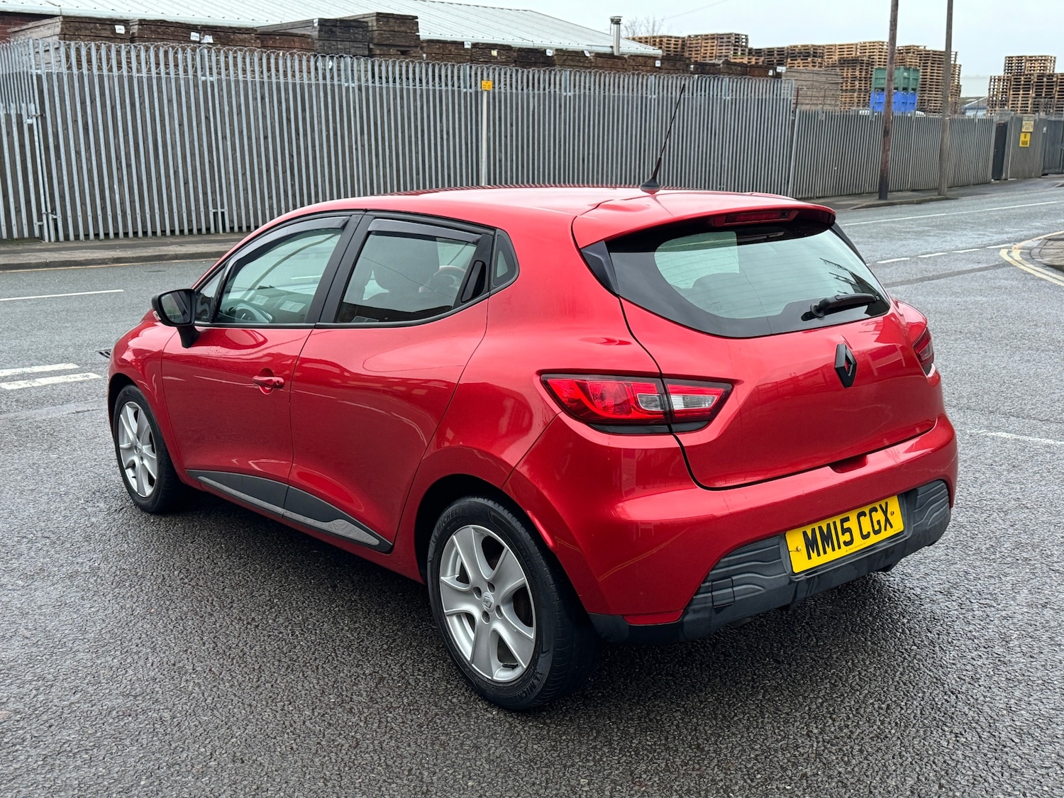 Used Renault Clio 2015 for sale - 77052622: Photo 8