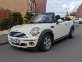 Used MINI Convertible 2009 for sale - 74536980: Photo