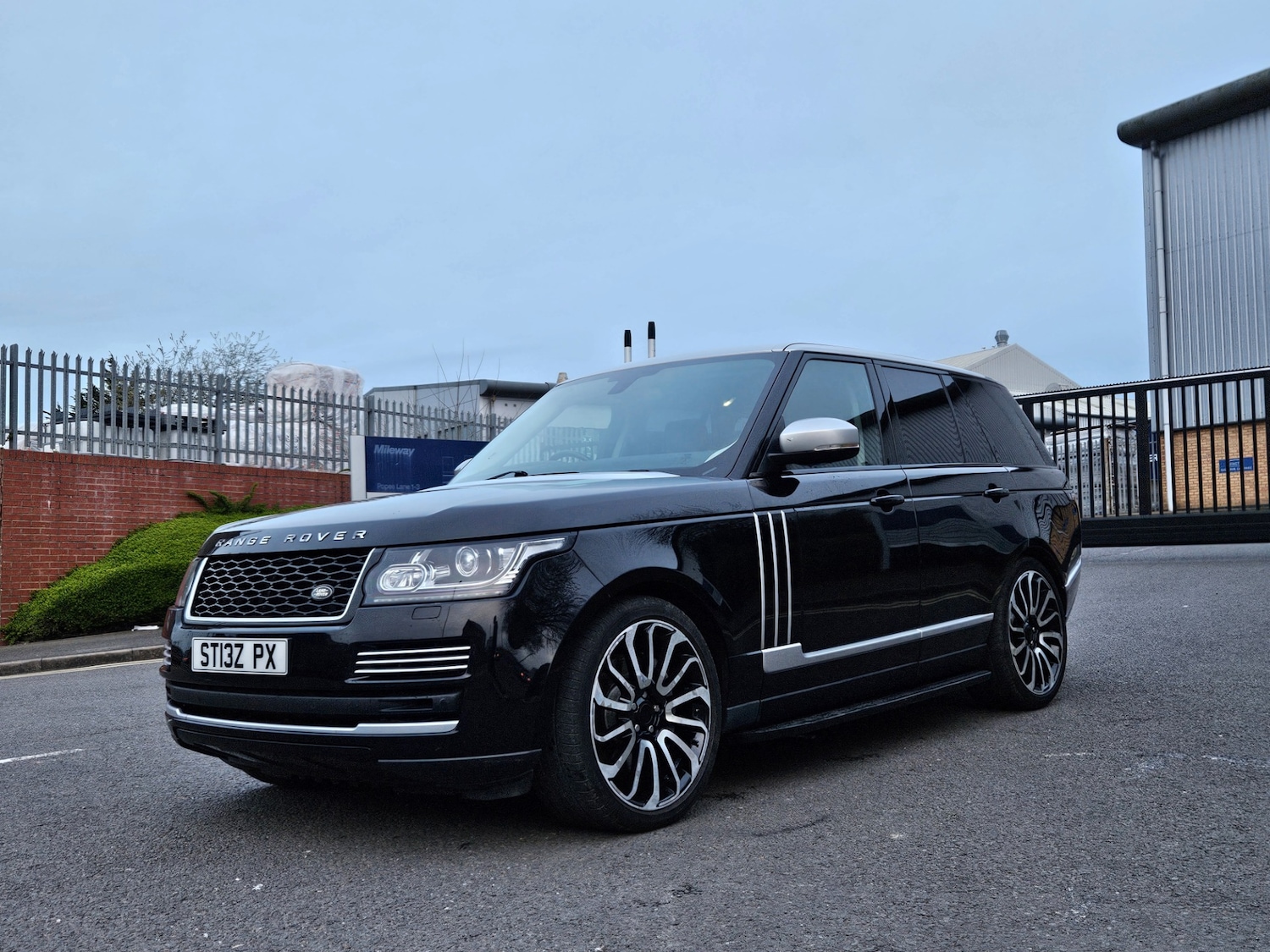 Used Land Rover Range Rover 2013 for sale - 78025346: Photo 11