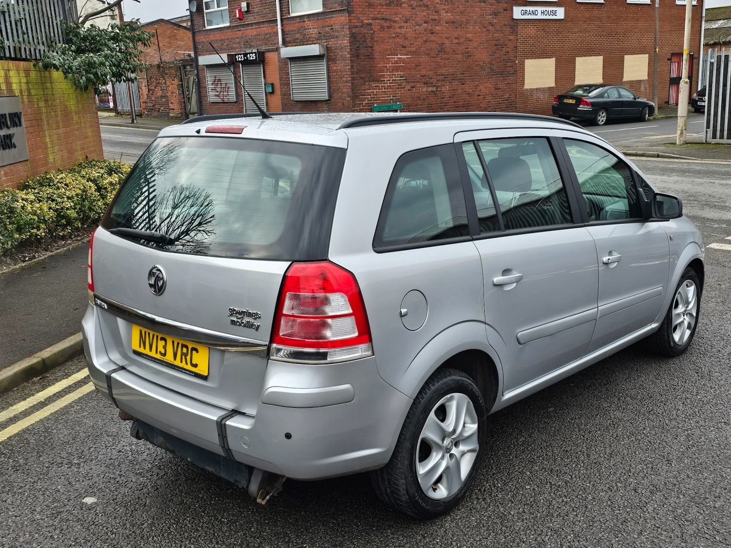 Vehicle 5