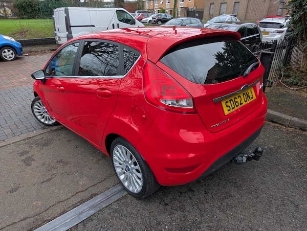 Used Ford Fiesta 2012 for sale - 73237216: Photo 8