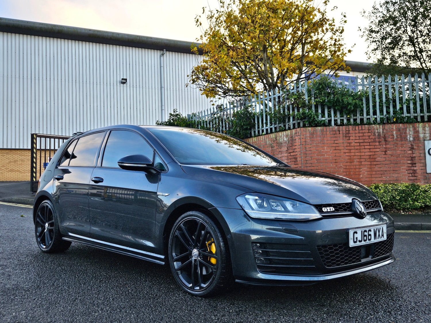 Used Volkswagen Golf 2016 for sale - 76419768: Photo 2