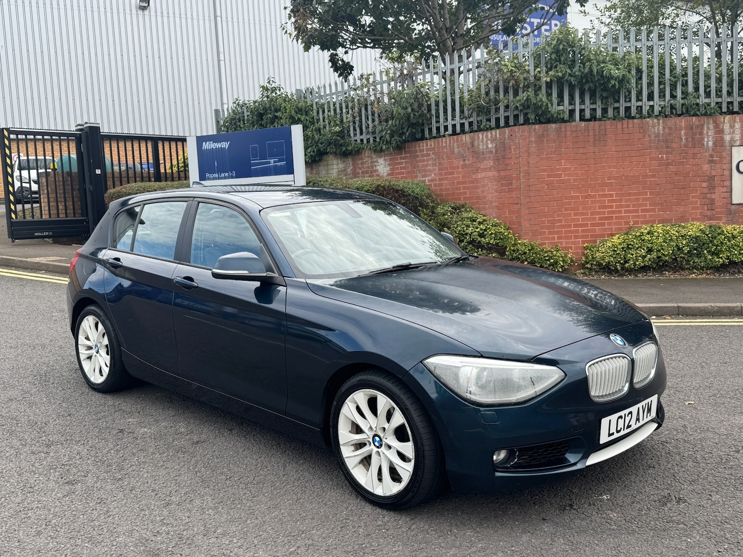 Used BMW 1 Series 2012 for sale - 76143298: Photo 1