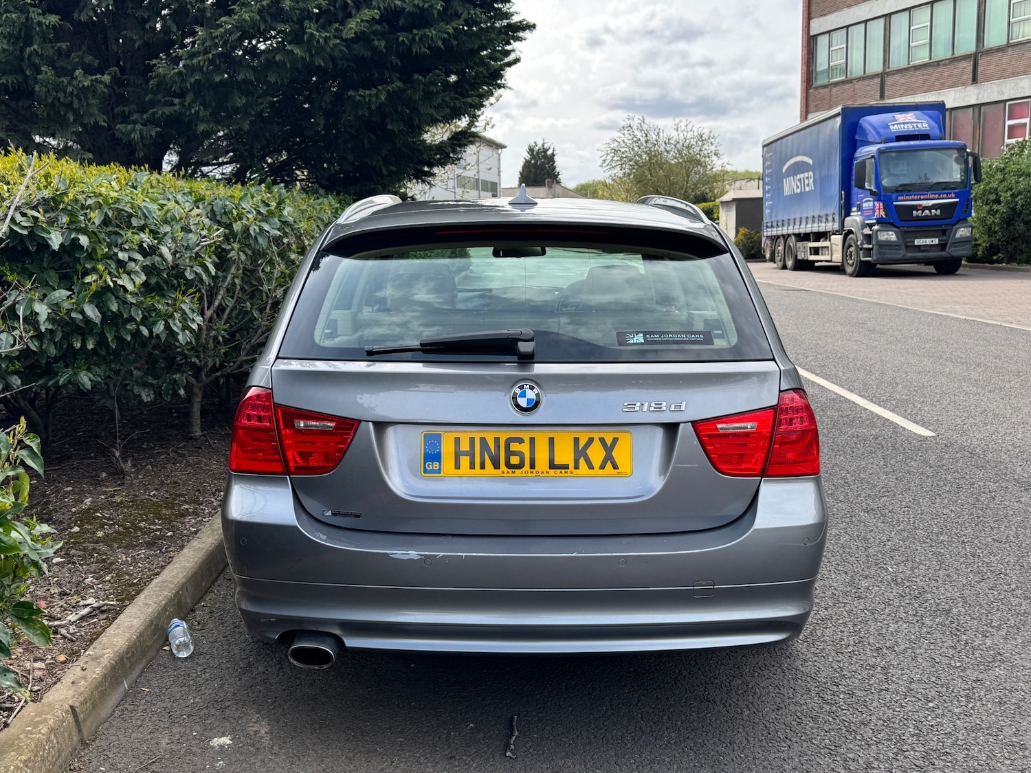 Vehicle 6