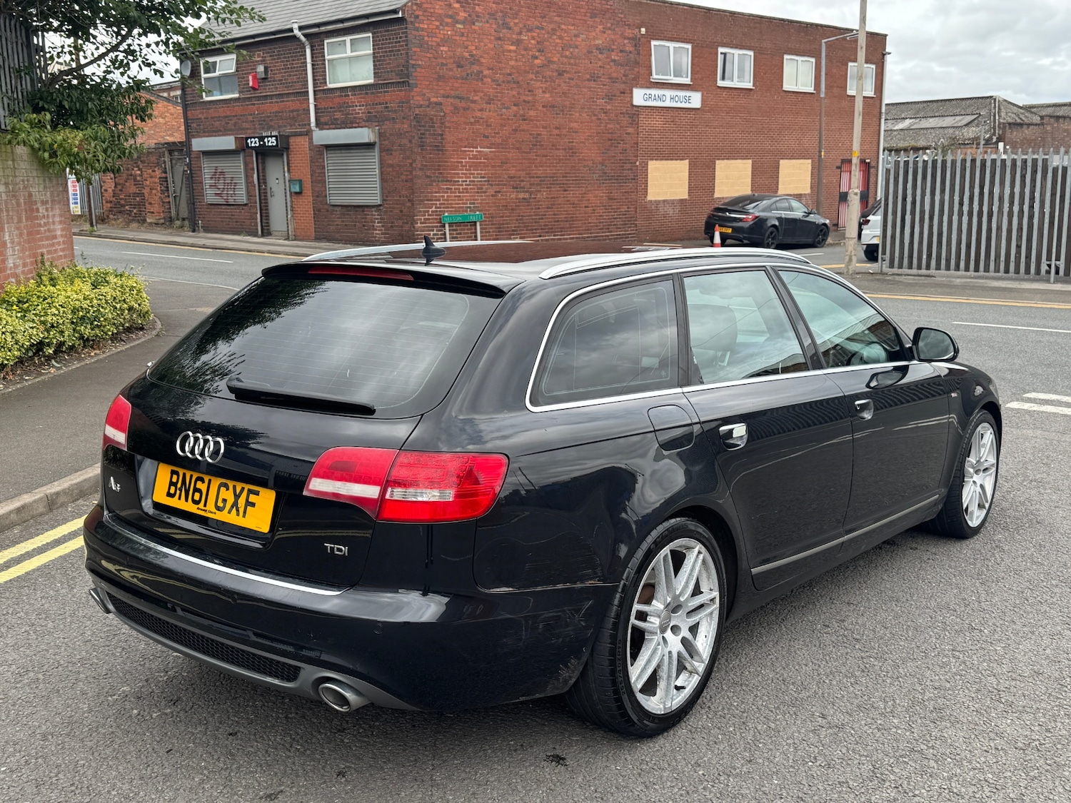 Vehicle 6