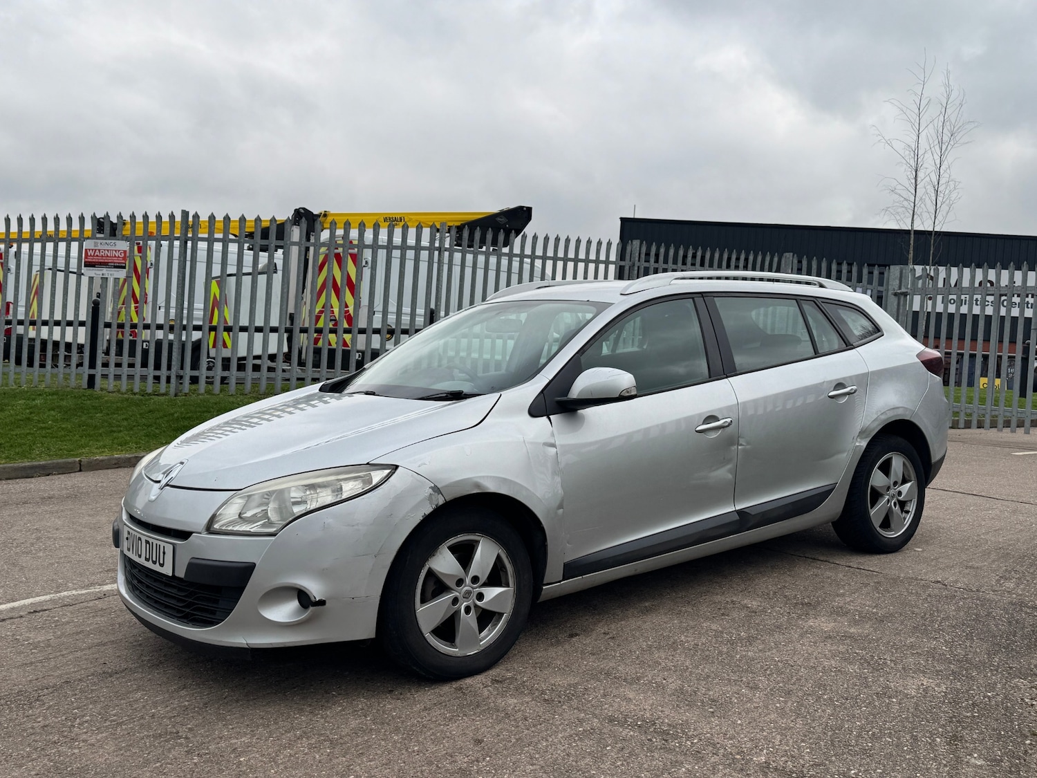 Used Renault Megane 2010 for sale - 77826014: Photo 12