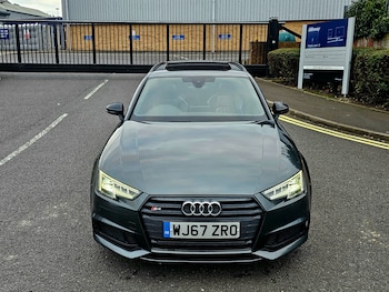 Used Audi A4 2017 for sale - 76149754: Photo 3