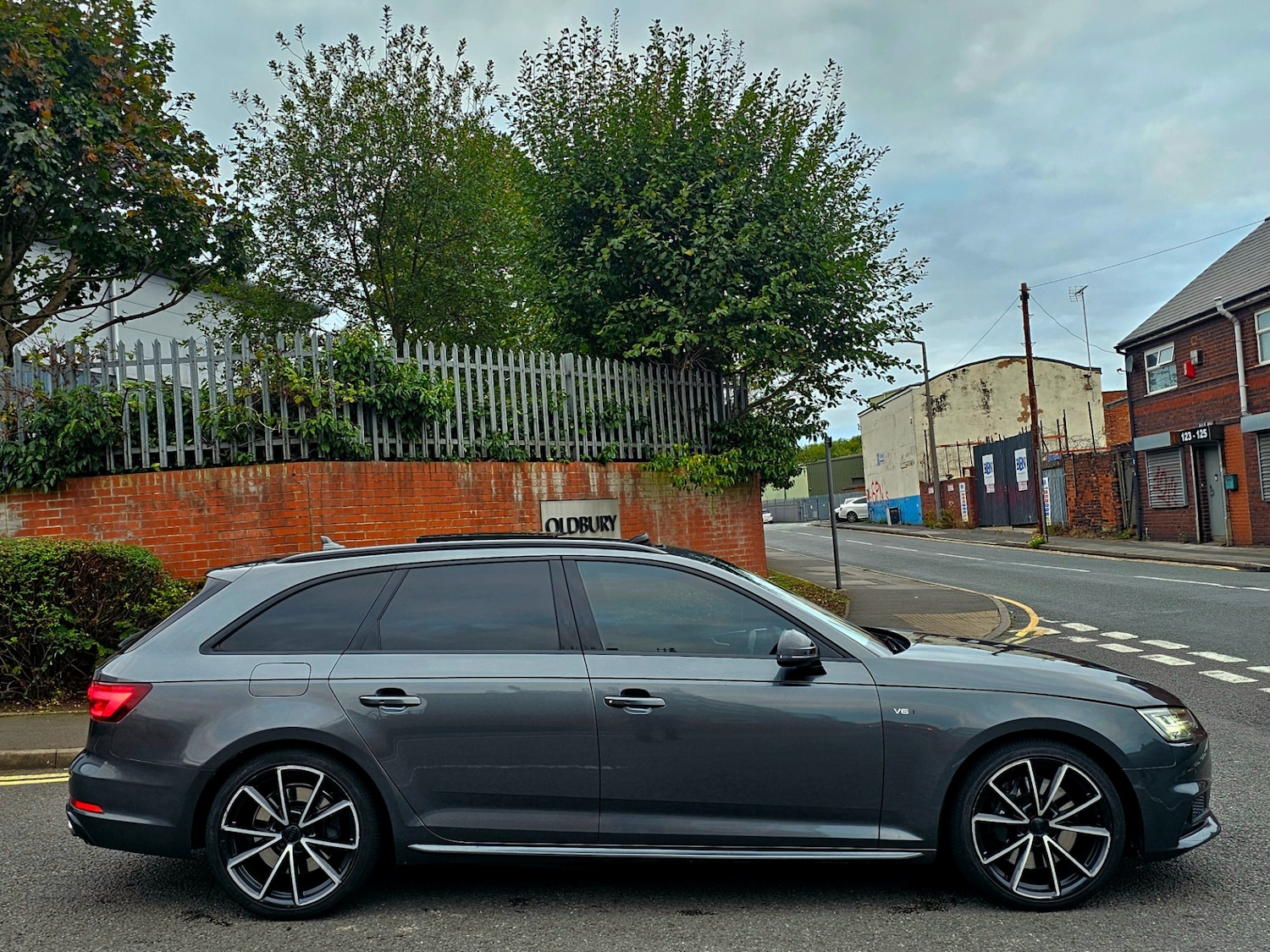 Used Audi A4 2017 for sale - 76149754: Photo 6