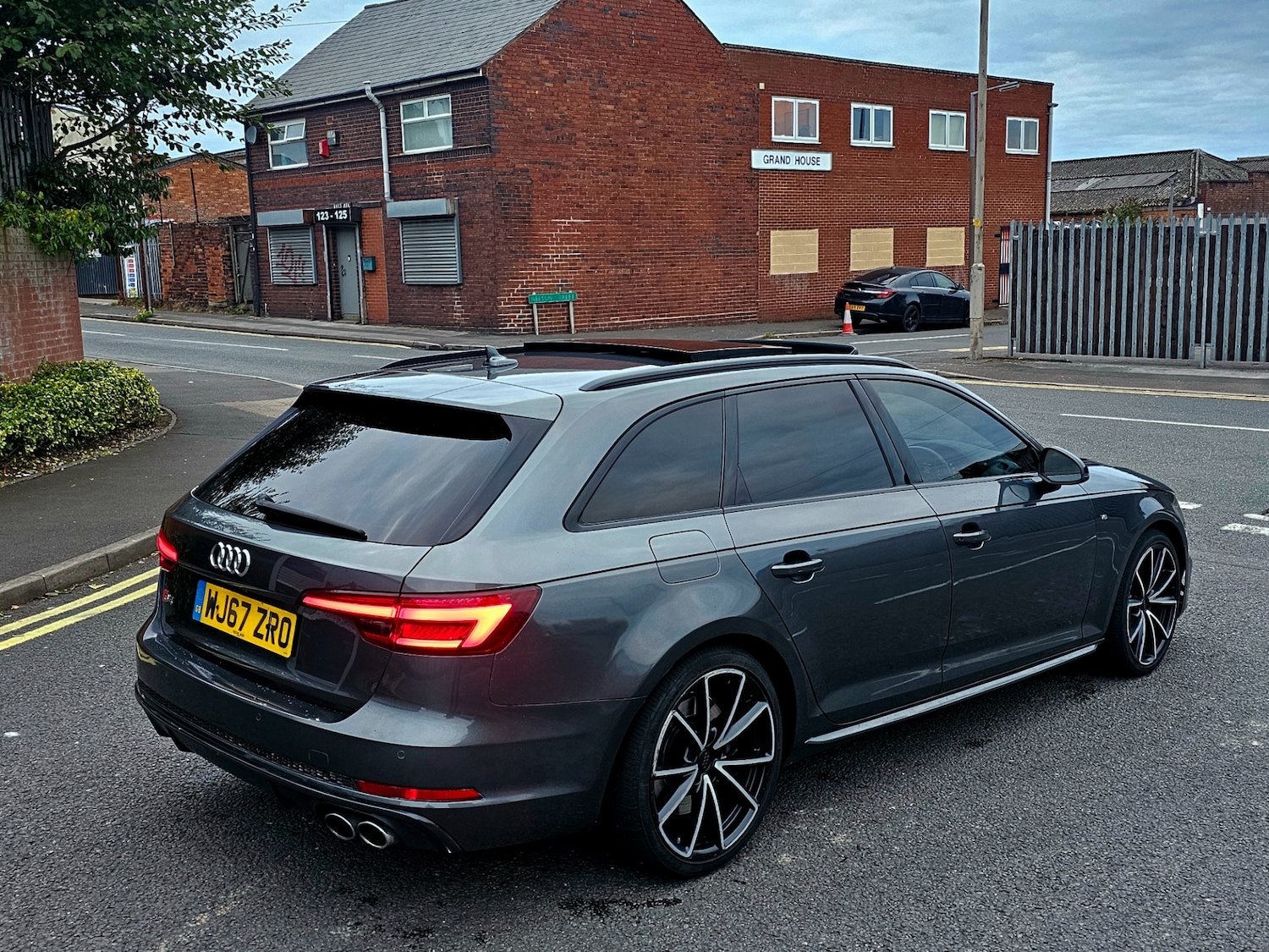 Used Audi A4 2017 for sale - 76149754: Photo 7