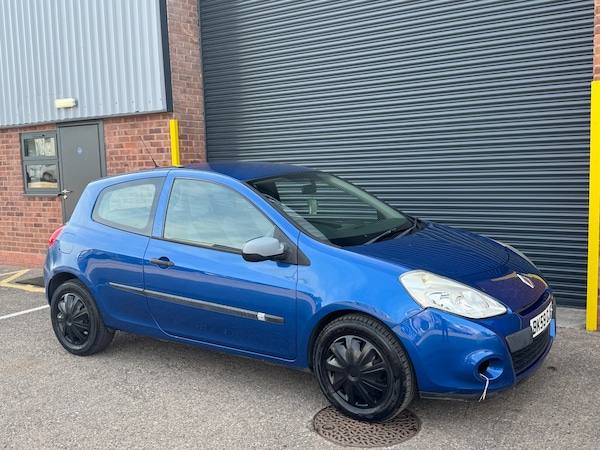 Used Renault Clio 2009 for sale - 75032243: Photo 3