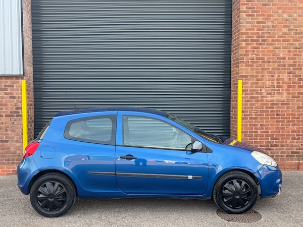 Used Renault Clio 2009 for sale - 75032243: Photo 5