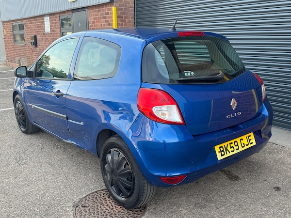 Used Renault Clio 2009 for sale - 75032243: Photo 8