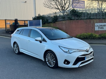 Used Toyota Avensis 2016 for sale - 77979975: Photo