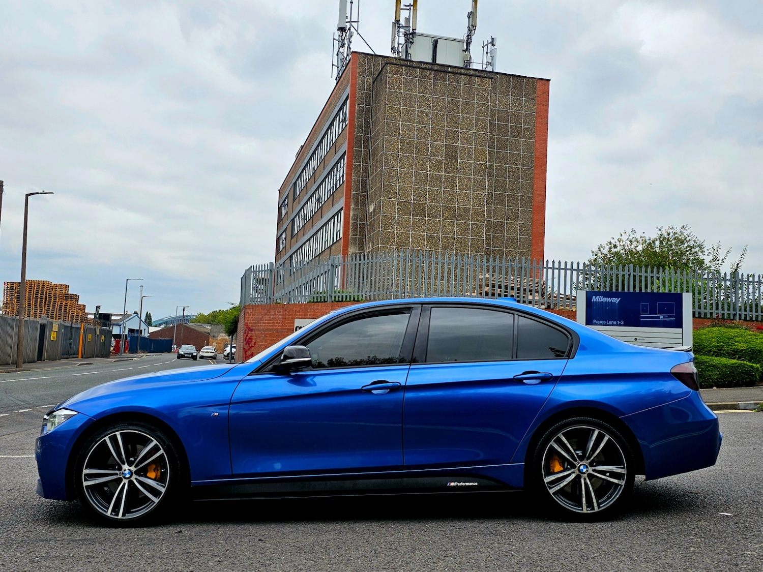 Used BMW 3 Series 2015 for sale - 76351833: Photo 10