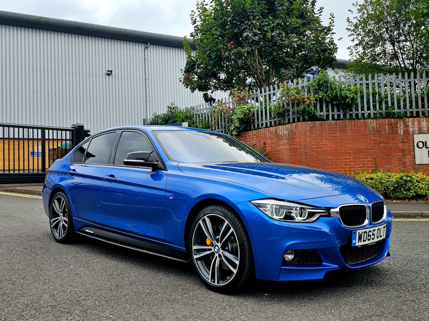 Used BMW 3 Series 2015 for sale - 76351833: Photo 3