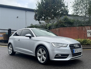 Used Audi A3 2014 for sale - 76017305: Photo 2