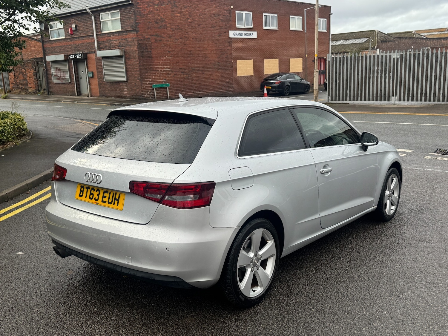 Used Audi A3 2014 for sale - 76017305: Photo 6