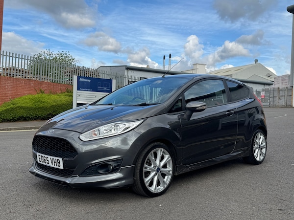 Used Ford Fiesta 2015 for sale - 74800704: Photo 11