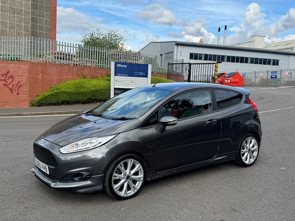 Used Ford Fiesta 2015 for sale - 74800704: Photo 12