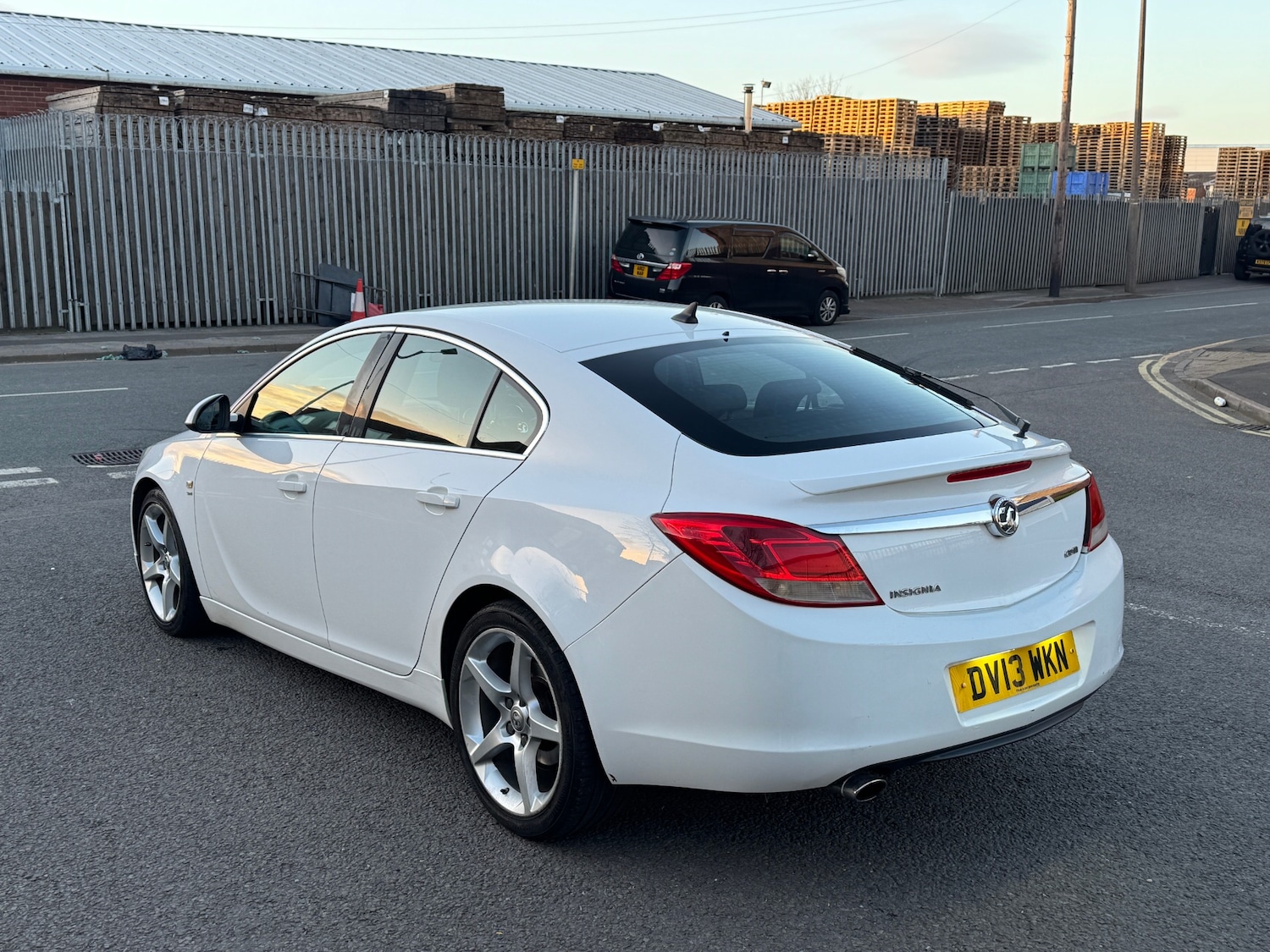 Used Vauxhall Insignia 2013 for sale - 78102305: Photo 8