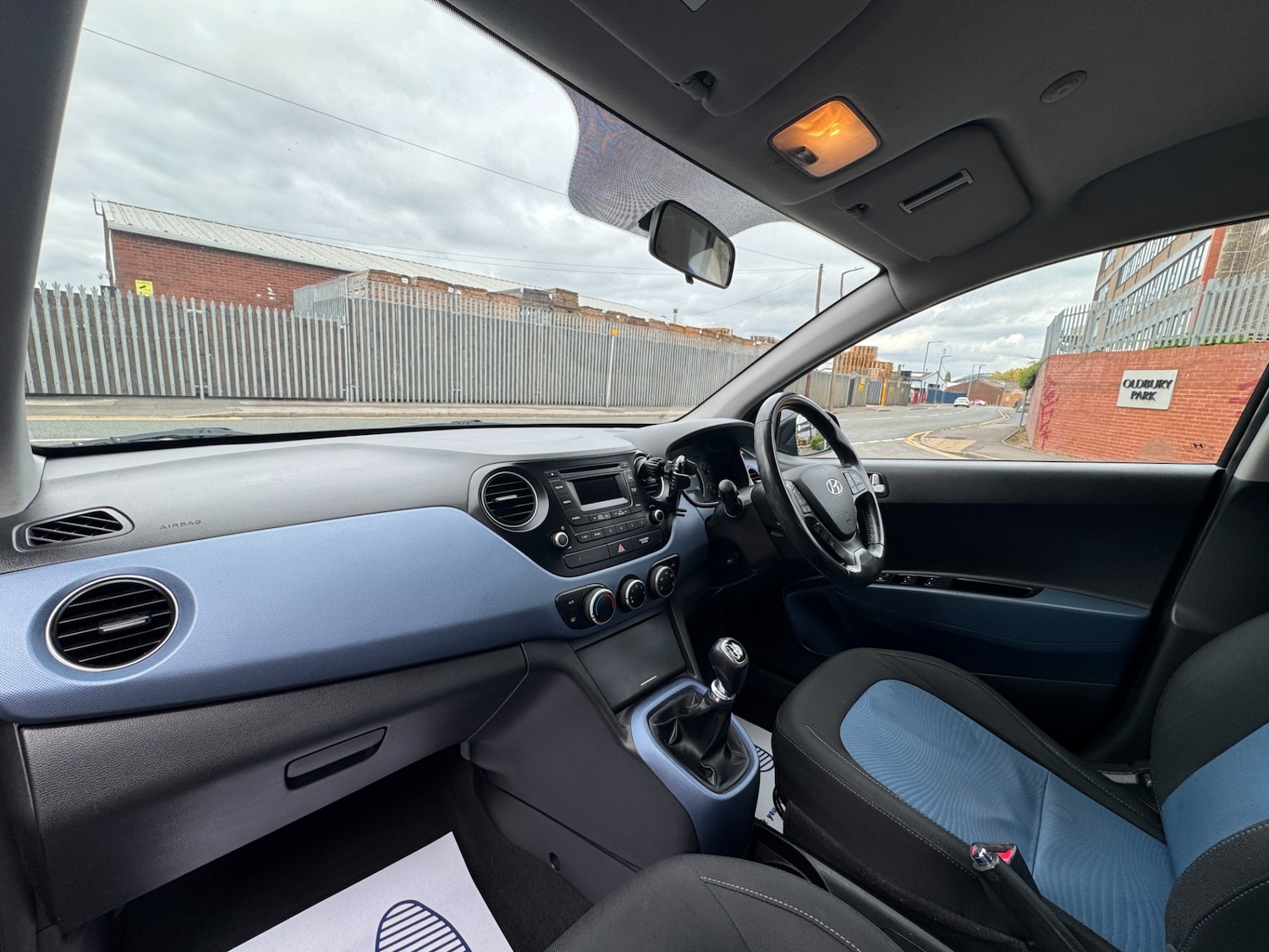 Used Hyundai i10 2015 for sale - 76143468: Photo 13