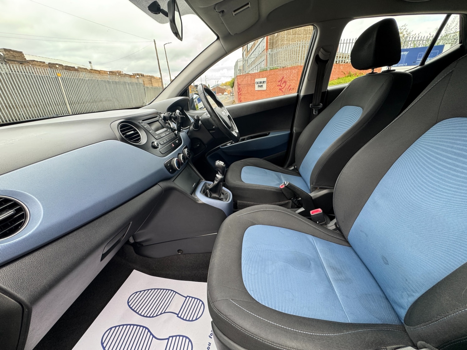 Used Hyundai i10 2015 for sale - 76143468: Photo 14