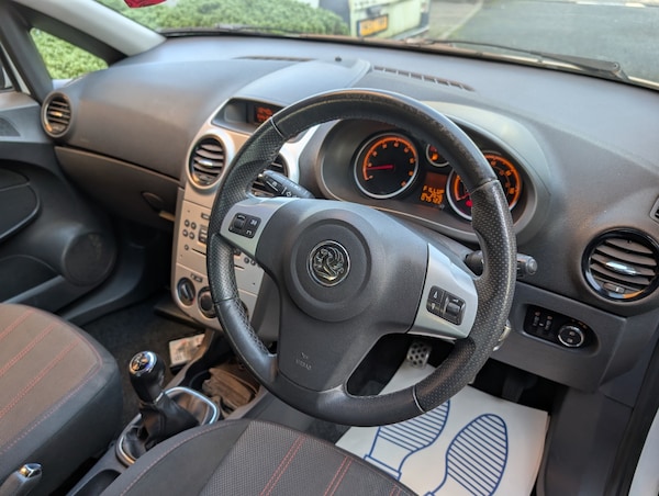 Used Vauxhall Corsa 2010 for sale - 73660197: Photo 17