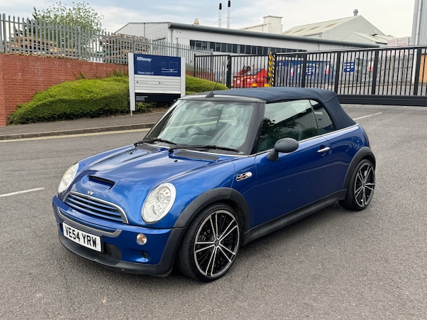 Used MINI Convertible 2005 for sale - 74713933: Photo 10