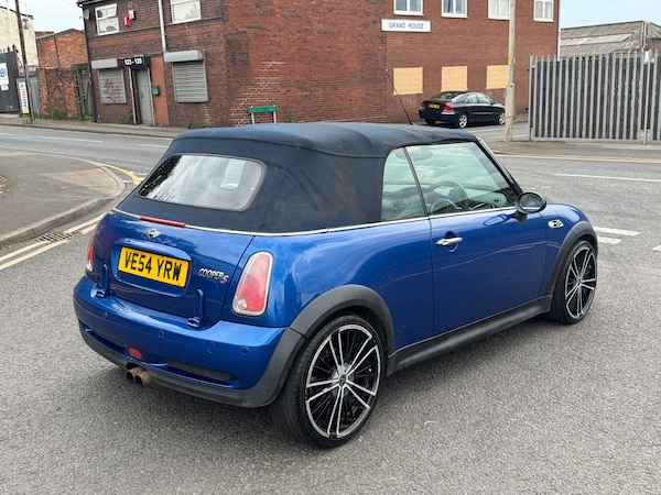 Used MINI Convertible 2005 for sale - 74713933: Photo 6