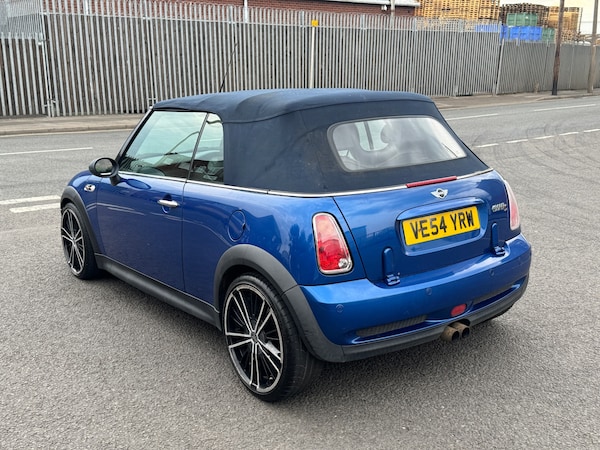 Used MINI Convertible 2005 for sale - 74713933: Photo 8