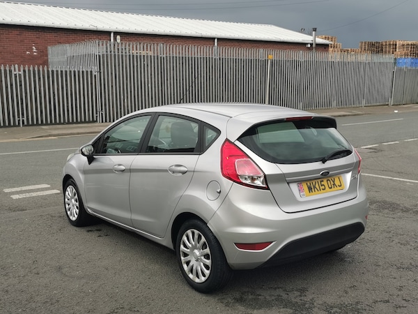 Used Ford Fiesta 2015 for sale - 74041530: Photo 9