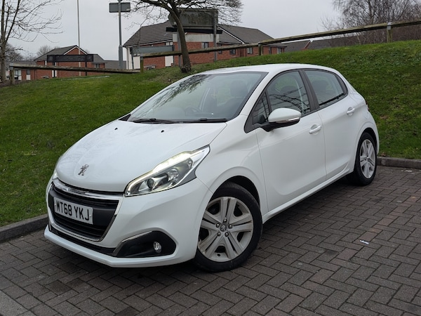 Used Peugeot 208 2018 for sale - 73341960: Photo 1