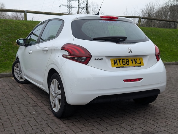 Used Peugeot 208 2018 for sale - 73341960: Photo 9