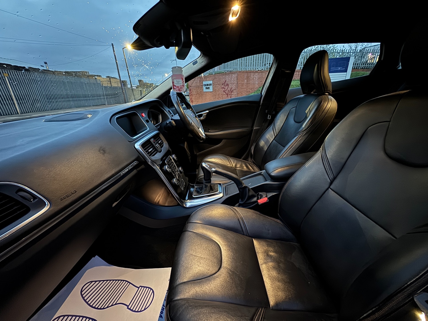 Used Volvo V40 2015 for sale - 76716148: Photo 13